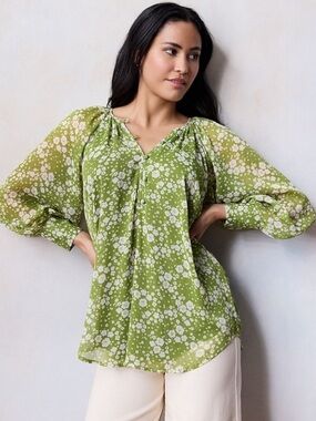 LC Lauren Conrad Green Daisy Top | Size XL- NWT